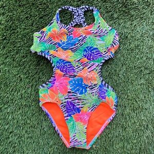 Bathing suit